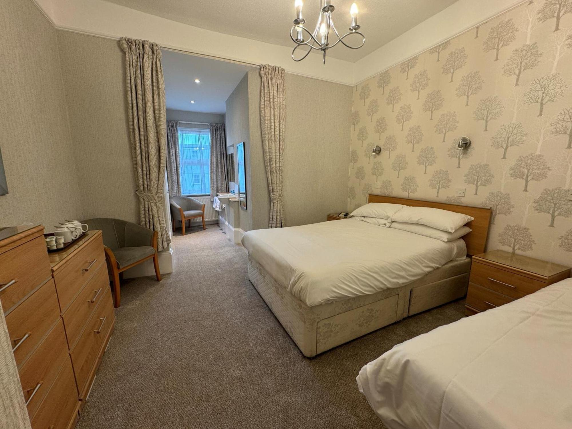 Haddon Hall Hotel Eastbourne Quarto foto